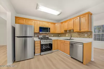 606 Cypress Lane #6, East Brunswick Township, NJ 08816 - Photo 8