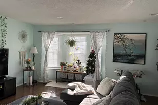 182 Tulip Ln, Freehold, NJ 07728 - Photo 4