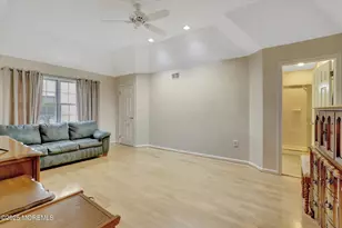 40 Caldwell Terrace, Marlboro Township, NJ 07746 - Photo 14