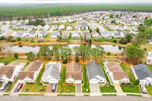 49 Stockport Dr, Toms River Township, NJ 08757 - Photo 4