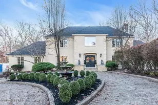 9 Lucas Ln, Millstone Township, NJ 08510 - Photo 2