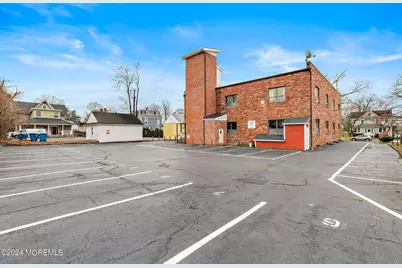 188 E Bergen Place, Red Bank, NJ 07701 - Photo 18