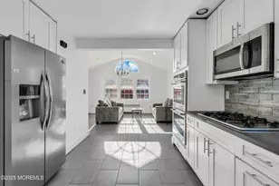 3 Royal Pl, Long Branch, NJ 07740 - Photo 12