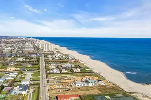 3 Royal Pl, Long Branch, NJ 07740 - Photo 42