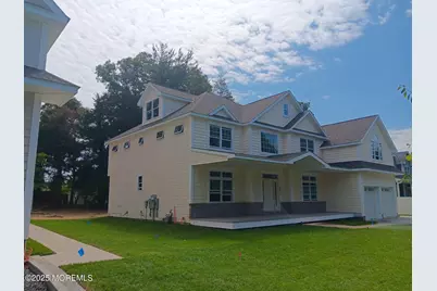 817 Naryshkin Way, Toms River Township, NJ 08753 - Photo 4