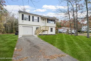 137 Red Bank Ave, Bayville, NJ 08721 - Photo 2