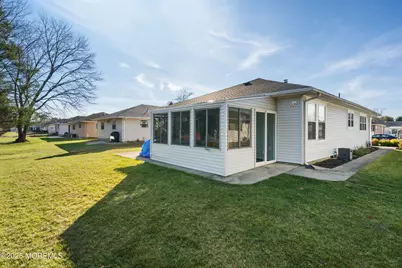 27 Montserrat Street, Toms River Township, NJ 08757 - Photo 24