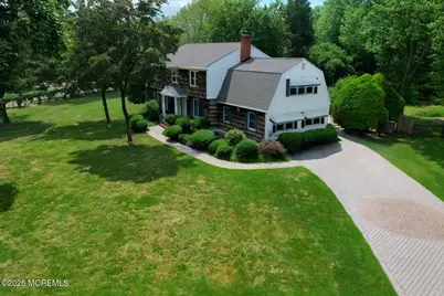 32 Woods Road, Freehold, NJ 07728 - Photo 2