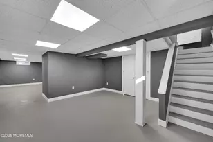 17 Elm Dr, Neptune Township, NJ 07753 - Photo 24