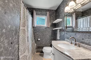 46 Parkview Dr, Hazlet Township, NJ 07730 - Photo 16