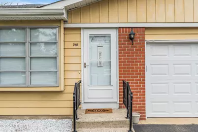 14 A Yorktowne Parkway, Manchester Township, NJ 08759 - Photo 8