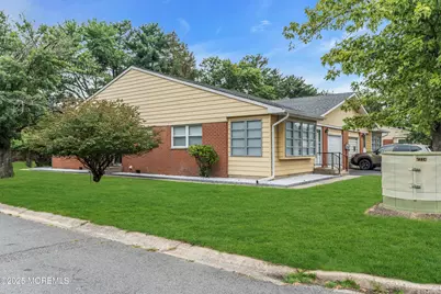 14 A Yorktowne Parkway, Manchester Township, NJ 08759 - Photo 4