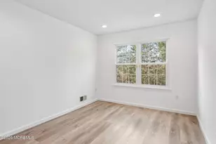 22 Arthur Glick Blvd, Franklin, NJ 08823 - Photo 24