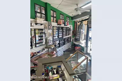 300 Gordons Corner Road #6, Manalapan Township, NJ 07726 - Photo 2