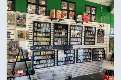 300 Gordons Corner Road #6, Manalapan Township, NJ 07726 - Photo 4