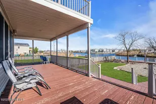 7 Manahassett Park Dr, Long Branch, NJ 07740 - Photo 10