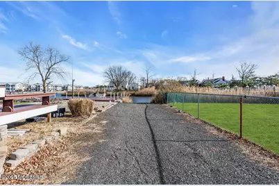 7 Manahassett Park Drive, Long Branch, NJ 07740 - Photo 16