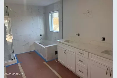 2B Dey Street, Manalapan Township, NJ 07726 - Photo 20