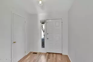 15 Pimlico, West Long Branch, NJ 07764 - Photo 2