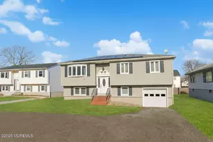 546 Princeton Ave, Brick, NJ 08724 - Photo 2