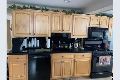 818 Atlantic Avenue, Point Pleasant, NJ 08742 - Photo 18