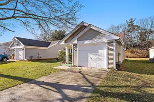 2246 Agincourt Rd, Toms River Township, NJ 08755 - Photo 2