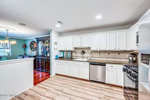 [Address not provided], Wall Township, NJ 07719 - Photo 12