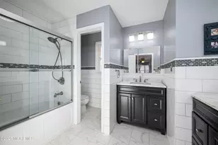 10 Sandybrook Rd, Manalapan Township, NJ 07726 - Photo 16