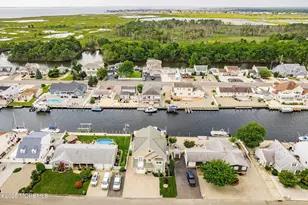 905 Bowsprit Point, Lanoka Harbor, NJ 08734 - Photo 2