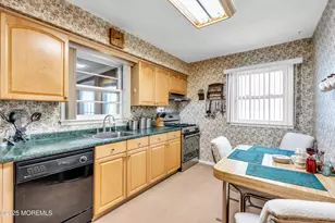 4 Evergreen Pl, Howell Township, NJ 07731 - Photo 12