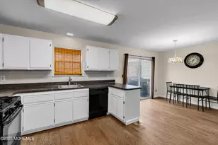 421 Rose Ct, Lakewood, NJ 08701 - Photo 16