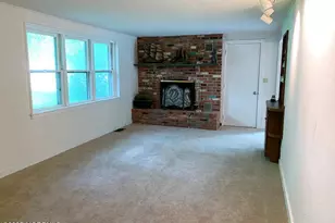 12 Homestead Ln, Roosevelt, NJ 08555 - Photo 2