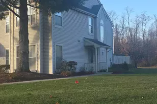 480 Cottonwood Ct, Howell Township, NJ 07731 - Photo 2
