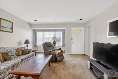 128 Korn Market #C, Freehold, NJ 07728 - Photo 4