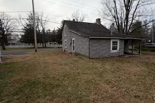 460 Stagecoach Rd, Millstone Township, NJ 08510 - Photo 2