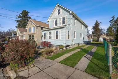 21 Henry Street, Freehold, NJ 07728 - Photo 4