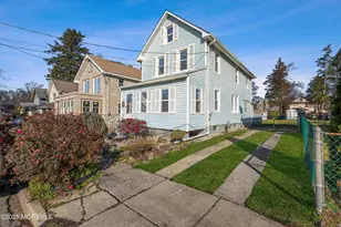 21 Henry St, Freehold, NJ 07728 - Photo 4