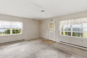 944F Aberdeen Dr, Lakewood, NJ 08701 - Photo 8