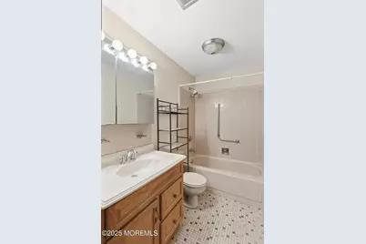 944F Aberdeen Drive, Lakewood, NJ 08701 - Photo 16