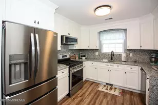 158 Morning Glory Ln, Whiting, NJ 08759 - Photo 8