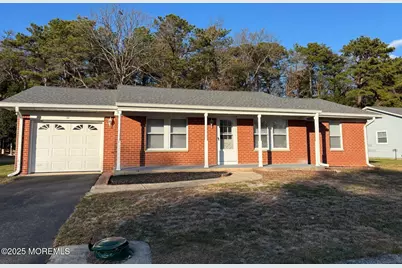 32 Constitution Boulevard, Whiting, NJ 08759 - Photo 2