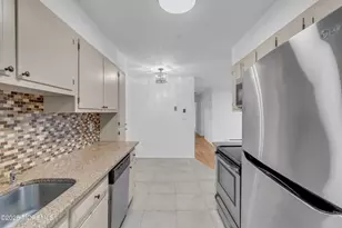 55 Amberly Dr, Manalapan Township, NJ 07726 - Photo 16