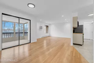 55 Amberly Dr, Manalapan Township, NJ 07726 - Photo 8