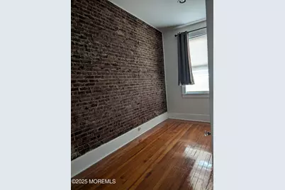 5 Wharf Avenue #A, Red Bank, NJ 07701 - Photo 4