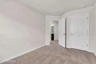 504 E International Rd, Monroe Township, NJ 08831 - Photo 18