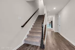 504 E International Rd, Monroe Township, NJ 08831 - Photo 4