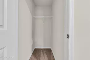 504 E International Rd, Monroe Township, NJ 08831 - Photo 14