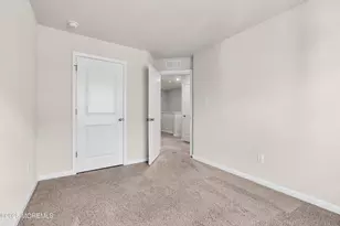 504 E International Rd, Monroe Township, NJ 08831 - Photo 20