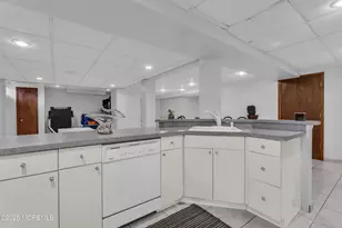 27 Stonehenge Ct, Jackson, NJ 08527 - Photo 18