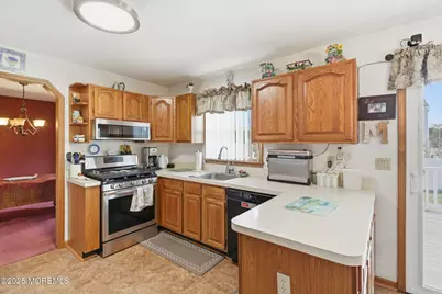 1553 Windward Avenue, Beachwood, NJ 08722 - Photo 16